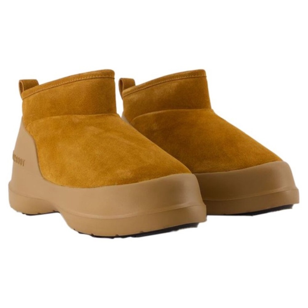 Moon Boot Luna Low Cognac Shearling Boot